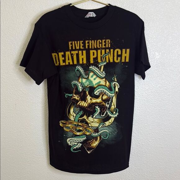 NEW- Five finger death punch Graphic T-Shirt- small - Picture 1 of 4